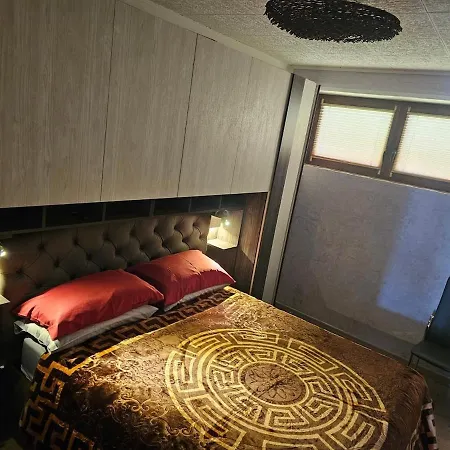 Semesterbostad Casa Caserme *
